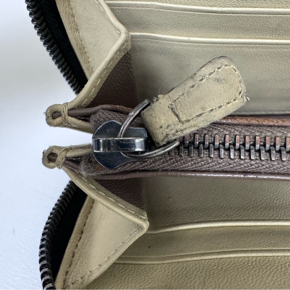 **SOLD** Bottega Veneta Intrecciato Long Wallet - Picture 10 of 13